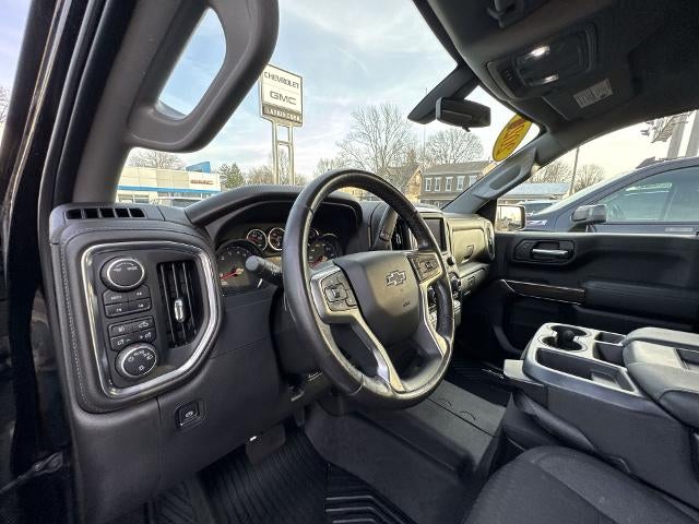 2021 Chevrolet Silverado 1500 Crew Cab Standard Box 4-Wheel Drive RST