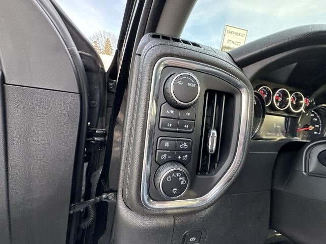 2021 Chevrolet Silverado 1500 Crew Cab Standard Box 4-Wheel Drive RST