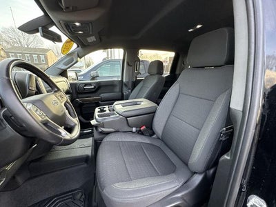 2021 Chevrolet Silverado 1500 Crew Cab Standard Box 4-Wheel Drive RST