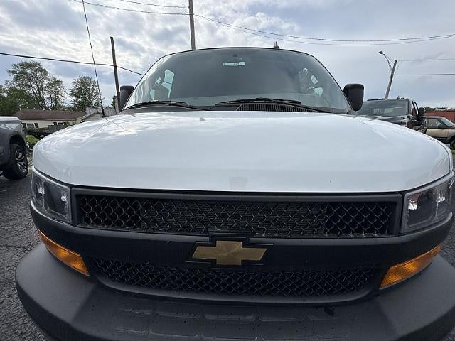 2025 Chevrolet Express Cargo 2500 Base