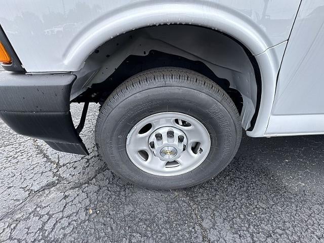 2025 Chevrolet Express Cargo 2500 Base