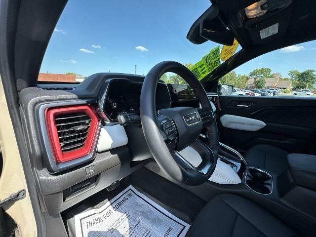 2024 GMC Canyon Crew Cab Short Box 4-Wheel Drive AT4X