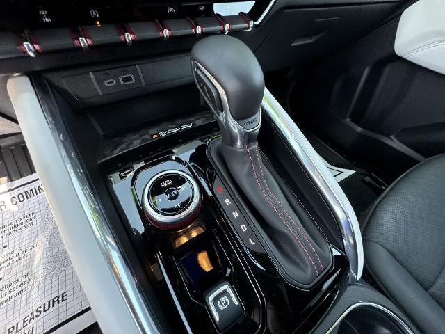 2024 GMC Canyon Crew Cab Short Box 4-Wheel Drive AT4X