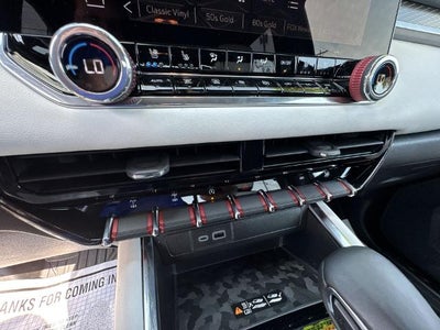 2024 GMC Canyon Crew Cab Short Box 4-Wheel Drive AT4X