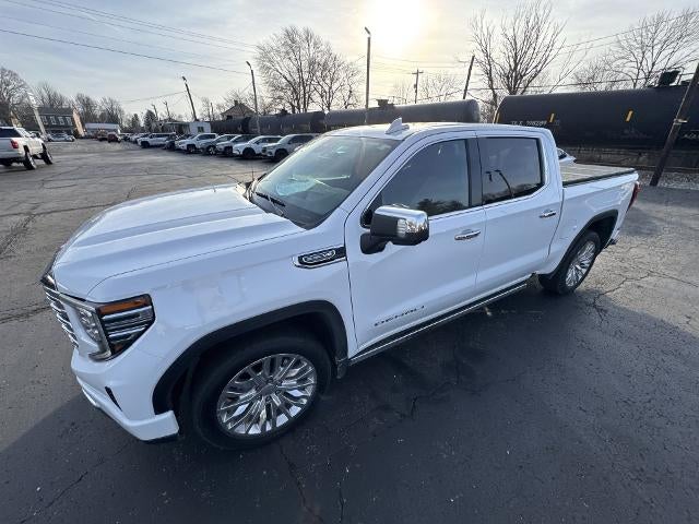 2022 GMC Sierra 1500 Crew Cab Short Box 4-Wheel Drive Denali