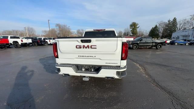 2022 GMC Sierra 1500 Crew Cab Short Box 4-Wheel Drive Denali