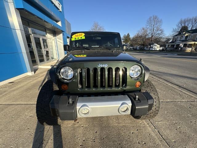 2010 Jeep Wrangler Unlimited 4WD 4dr Sahara