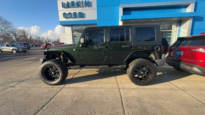 2010 Jeep Wrangler Unlimited 4WD 4dr Sahara
