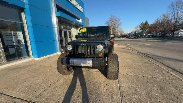 2010 Jeep Wrangler Unlimited 4WD 4dr Sahara