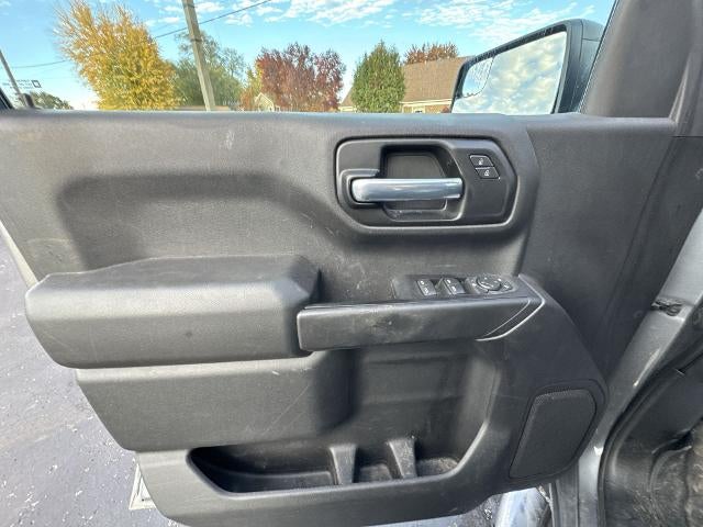 2021 Chevrolet Silverado 1500 Crew Cab Short Box 4-Wheel Drive Custom