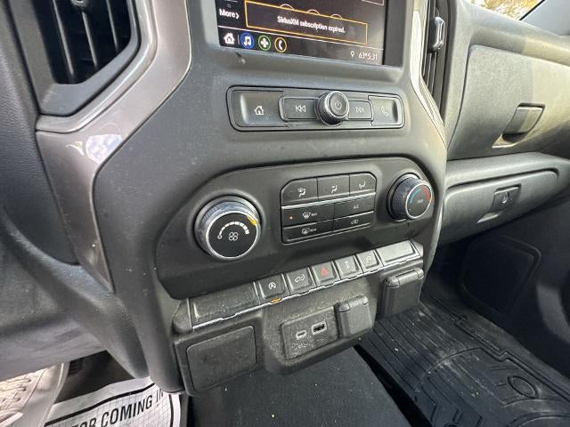 2021 Chevrolet Silverado 1500 Crew Cab Short Box 4-Wheel Drive Custom