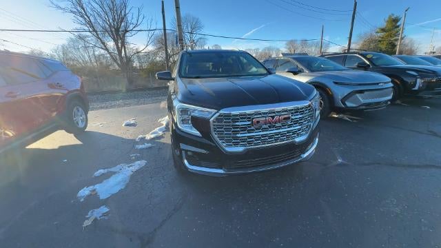 2022 GMC Terrain AWD Denali