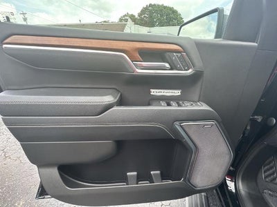 2022 GMC Sierra 1500 Crew Cab Short Box 4-Wheel Drive Denali