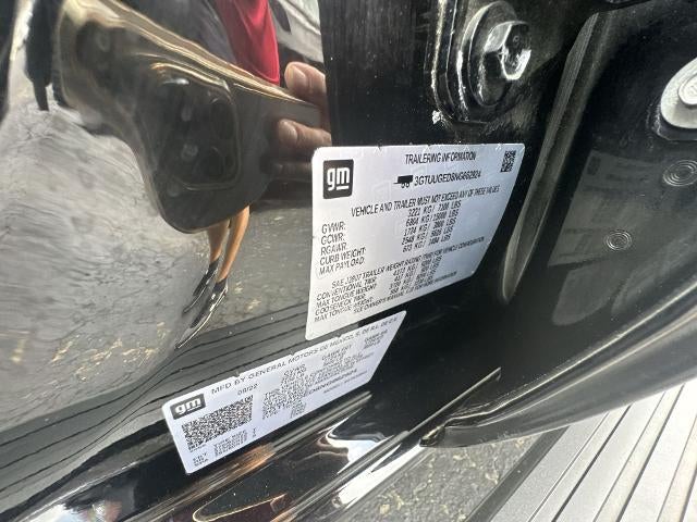 2022 GMC Sierra 1500 Crew Cab Short Box 4-Wheel Drive Denali