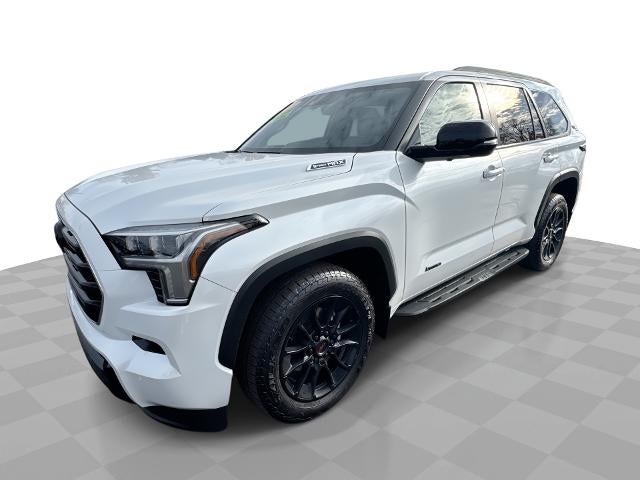 2025 Toyota Sequoia SR5 4WD (SE)