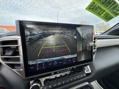 2025 Toyota Sequoia SR5 4WD (SE)