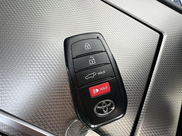 2025 Toyota Sequoia SR5 4WD (SE)