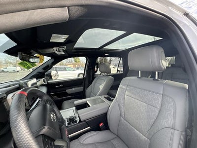 2025 Toyota Sequoia SR5 4WD (SE)