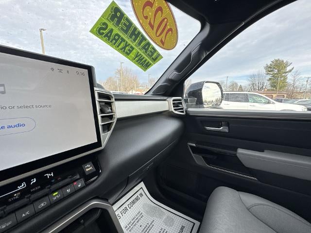 2025 Toyota Sequoia SR5 4WD (SE)