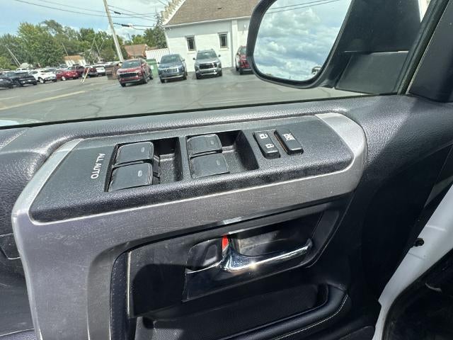 2021 Toyota 4Runner SR5 4WD (GS)