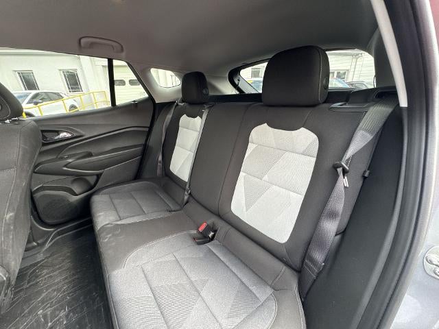 2025 Chevrolet Trax FWD 4dr LS