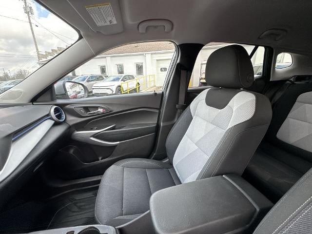 2025 Chevrolet Trax FWD 4dr LS