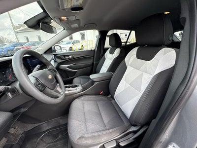 2025 Chevrolet Trax FWD 4dr LS