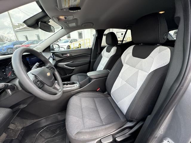 2025 Chevrolet Trax FWD 4dr LS