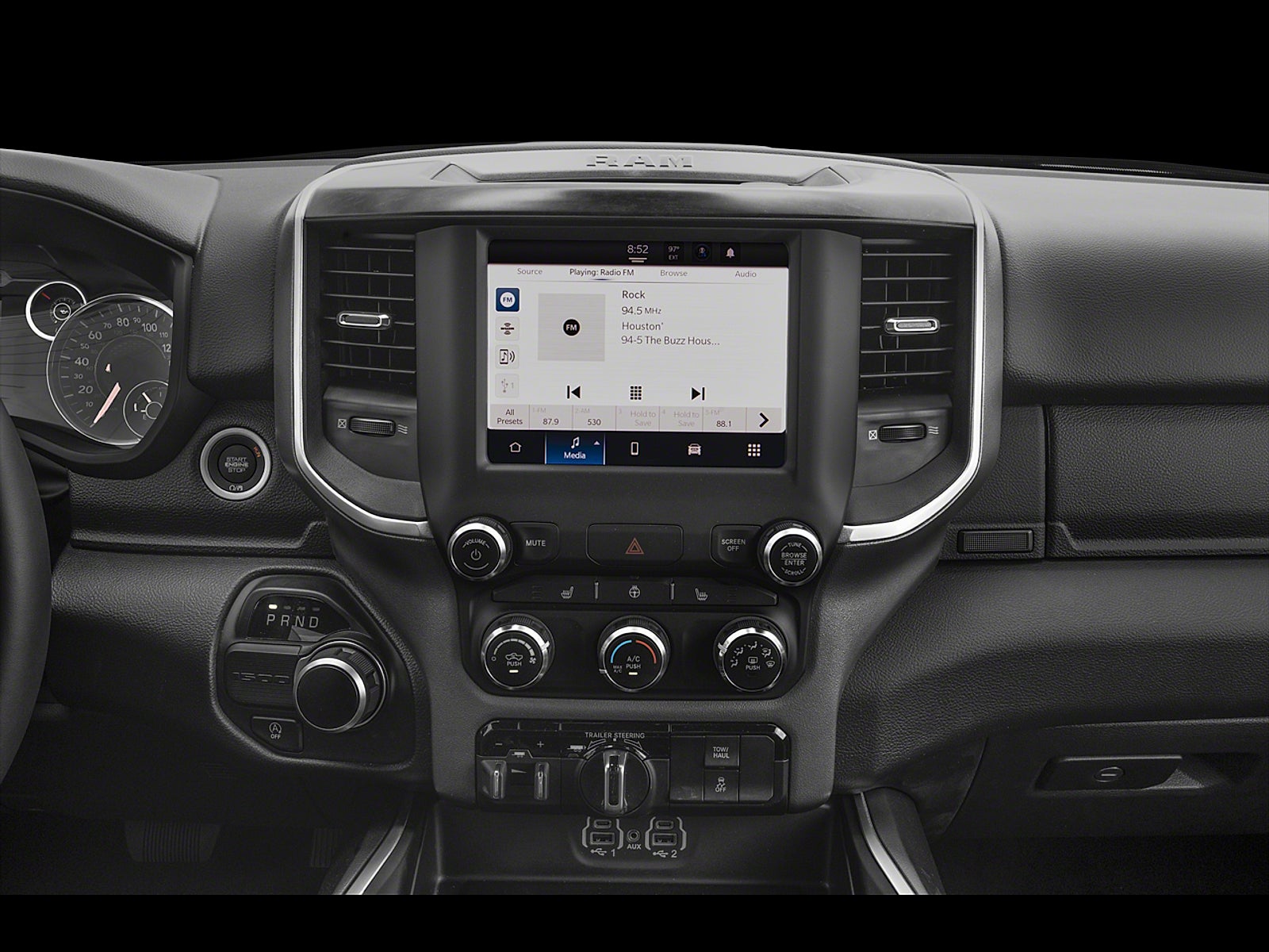 2023 RAM 1500 Big Horn Crew Cab 4x4 5'7" Box