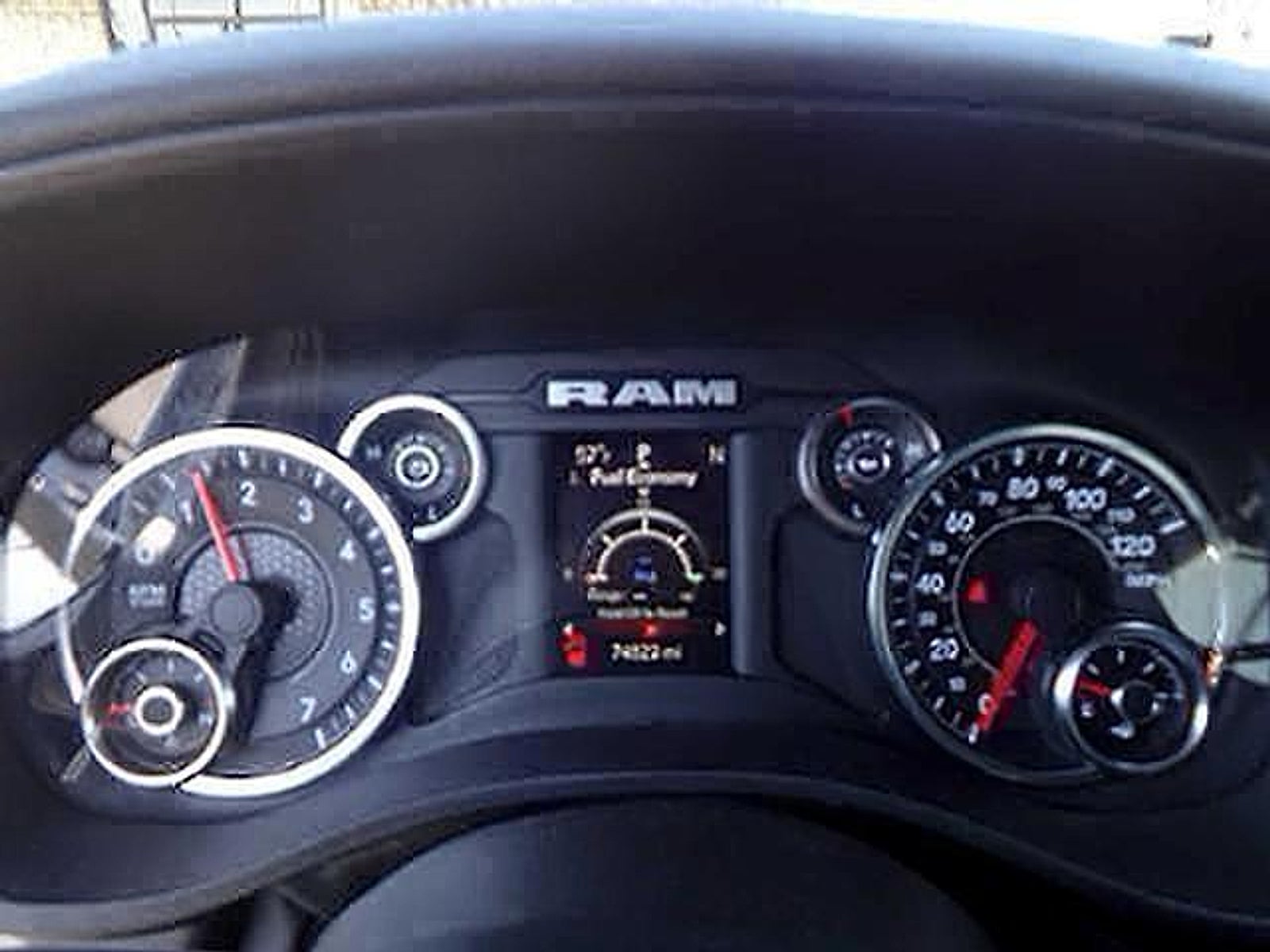 2023 RAM 1500 Big Horn Crew Cab 4x4 5'7" Box