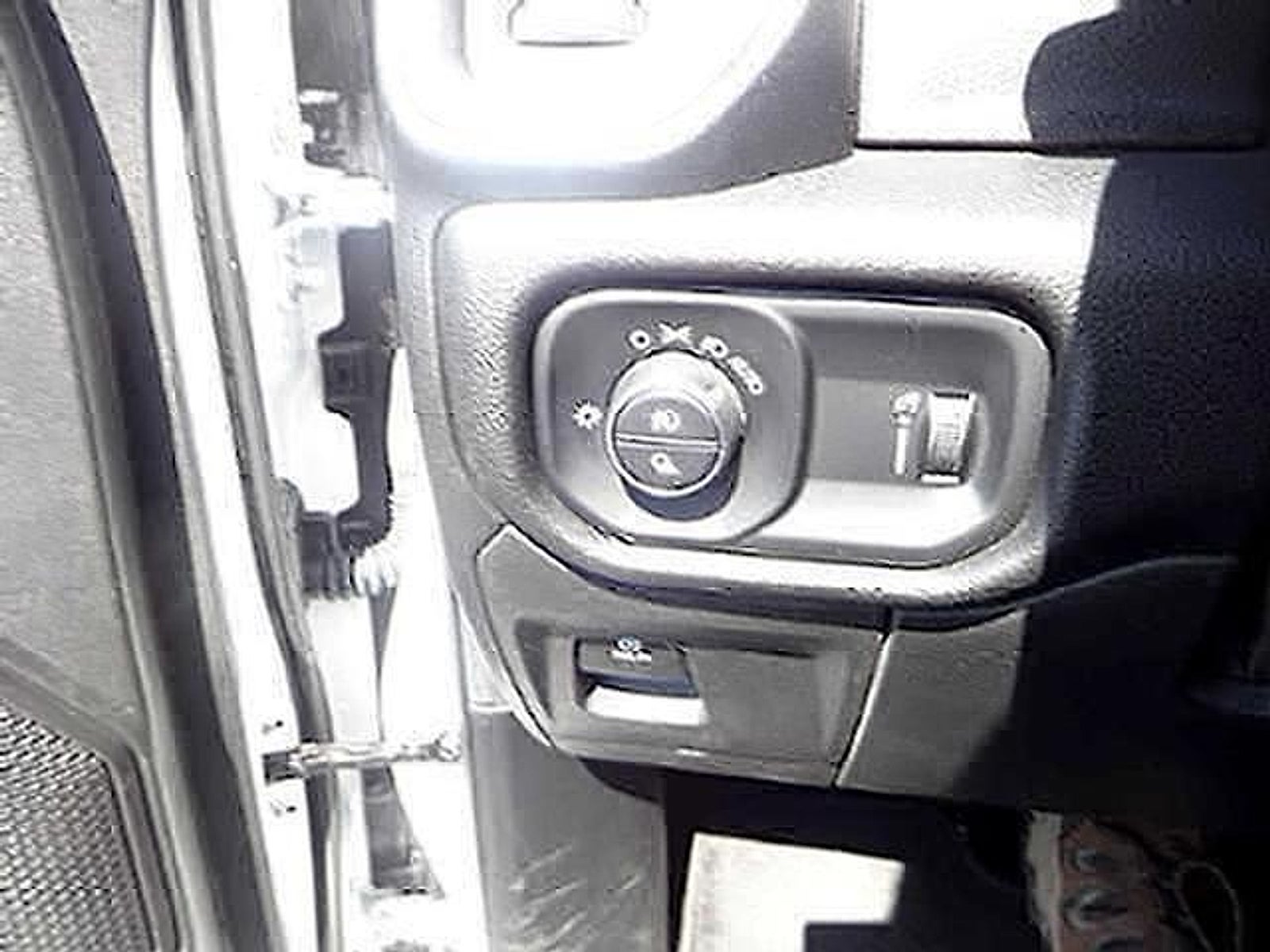 2023 RAM 1500 Big Horn Crew Cab 4x4 5'7" Box