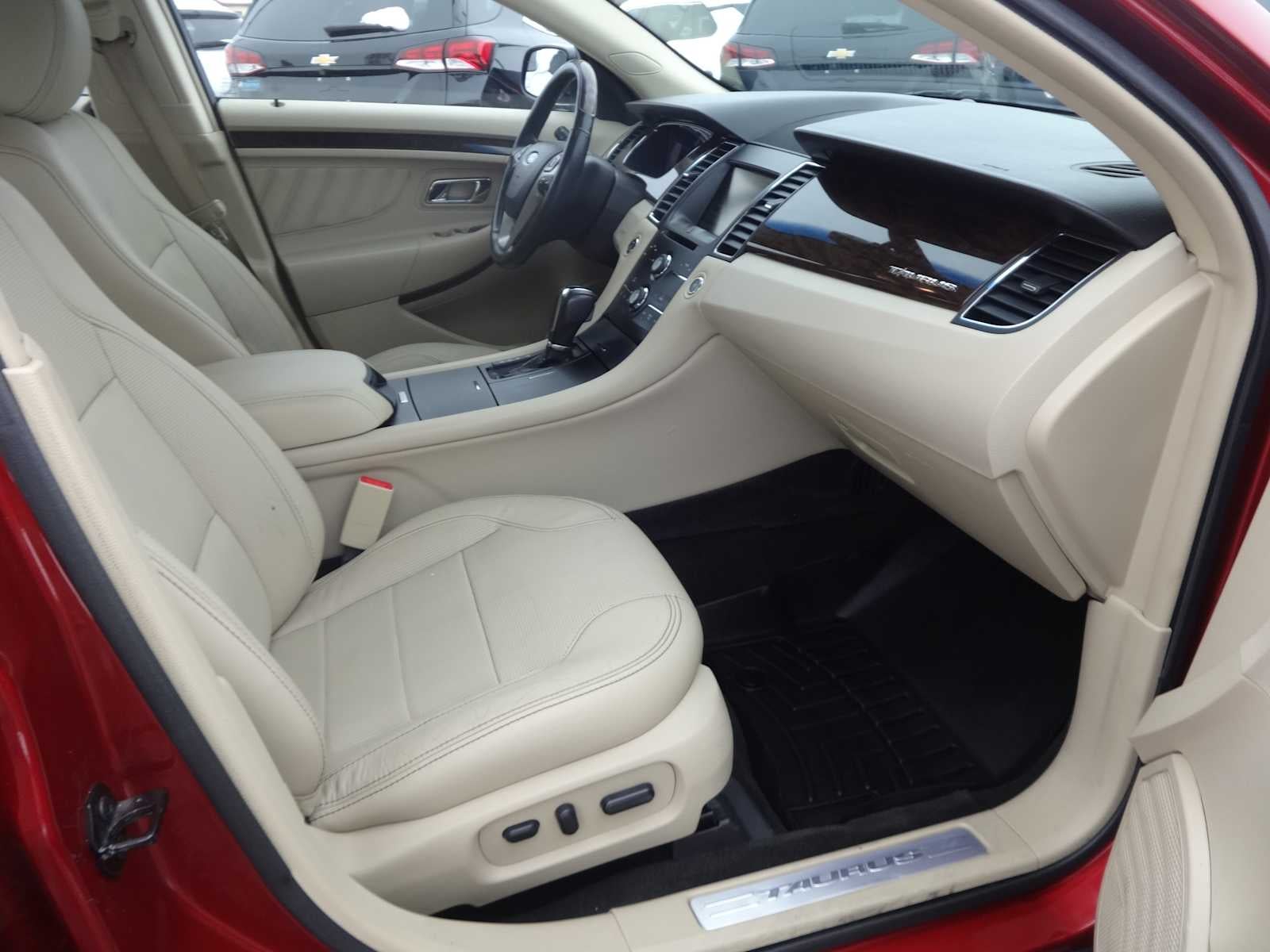 2015 Ford Taurus Limited