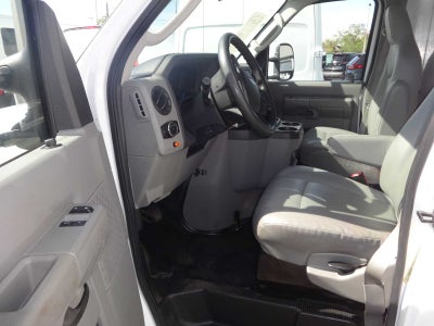 2024 Ford E-Series Cutaway E-450 DRW 176" WB