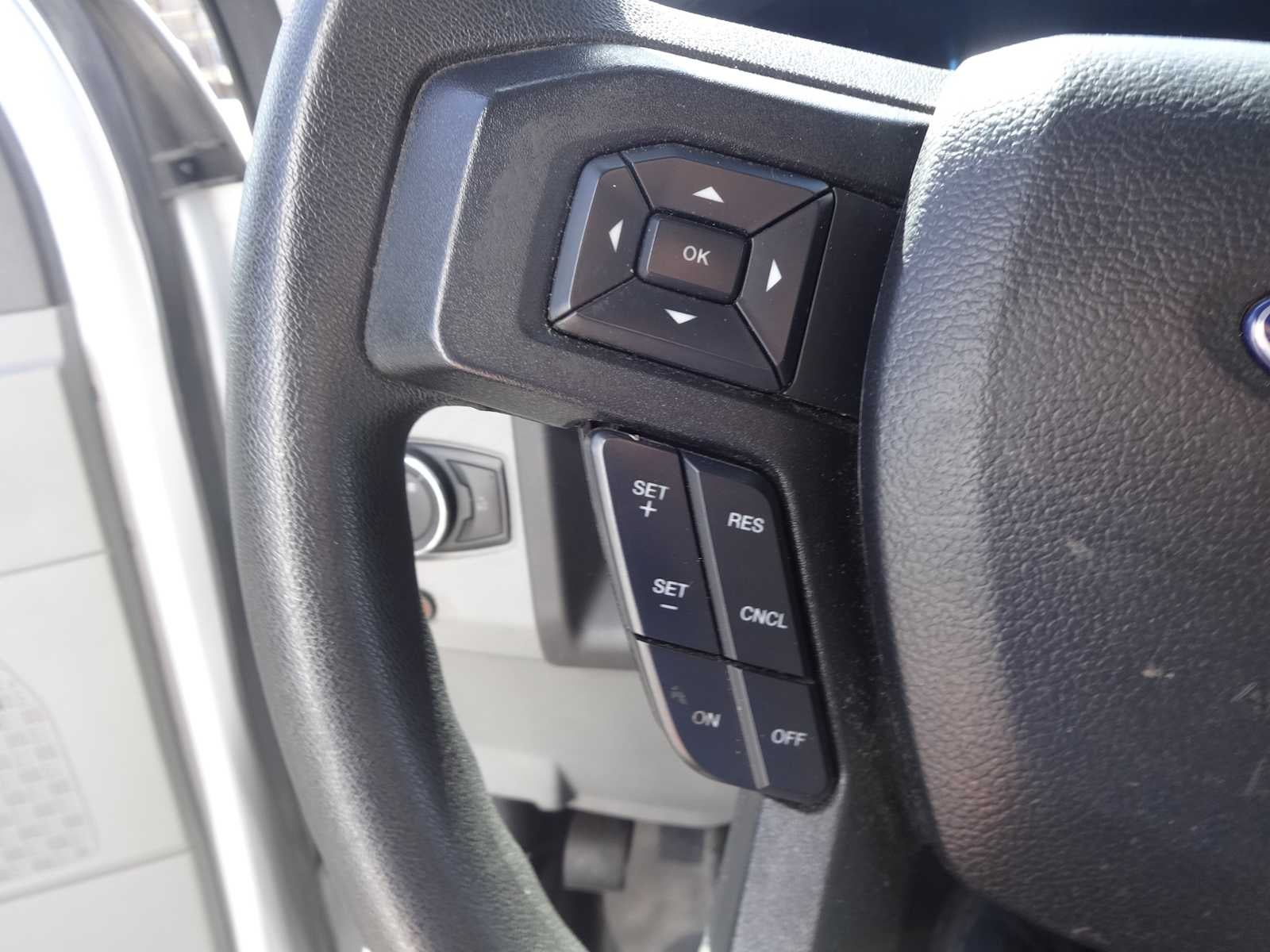 2024 Ford E-Series Cutaway E-450 DRW 176" WB