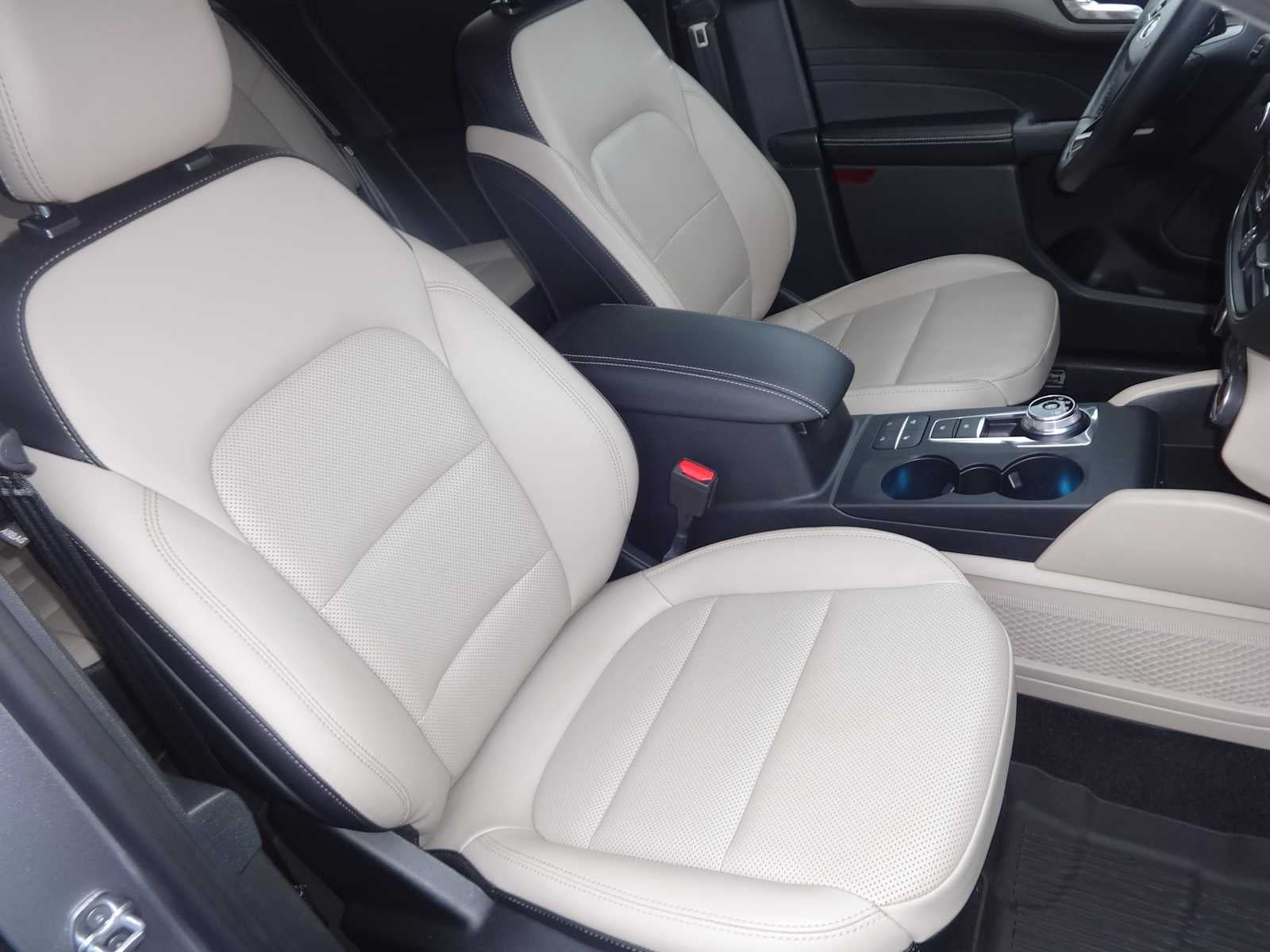 2021 Ford Escape Titanium