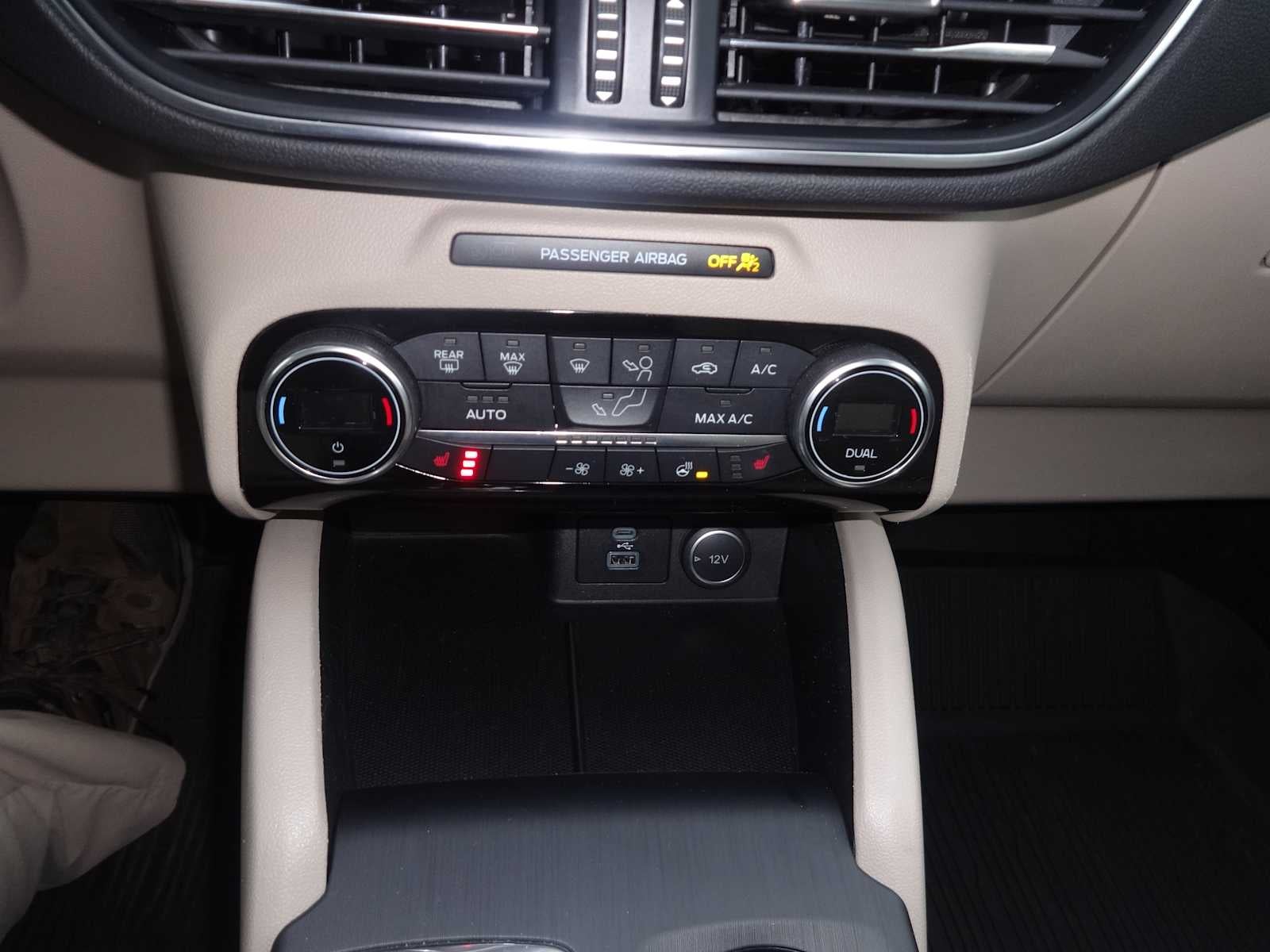 2021 Ford Escape Titanium