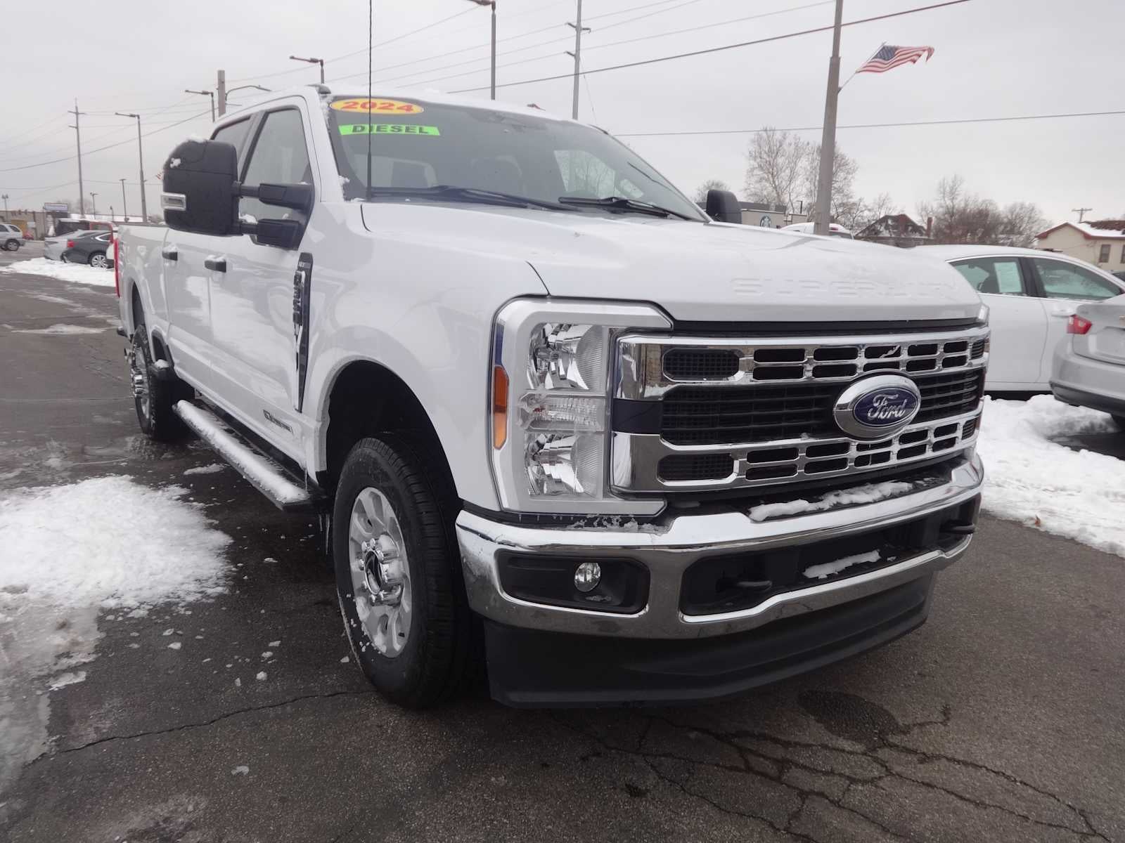 2024 Ford Super Duty F-350 SRW XLT