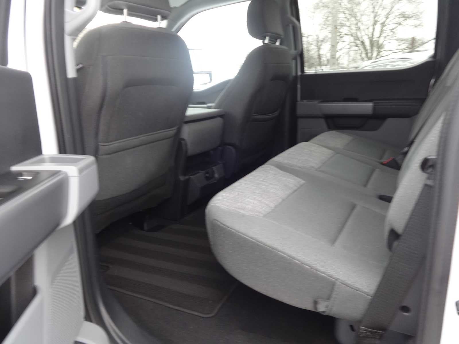 2024 Ford Super Duty F-350 SRW XLT