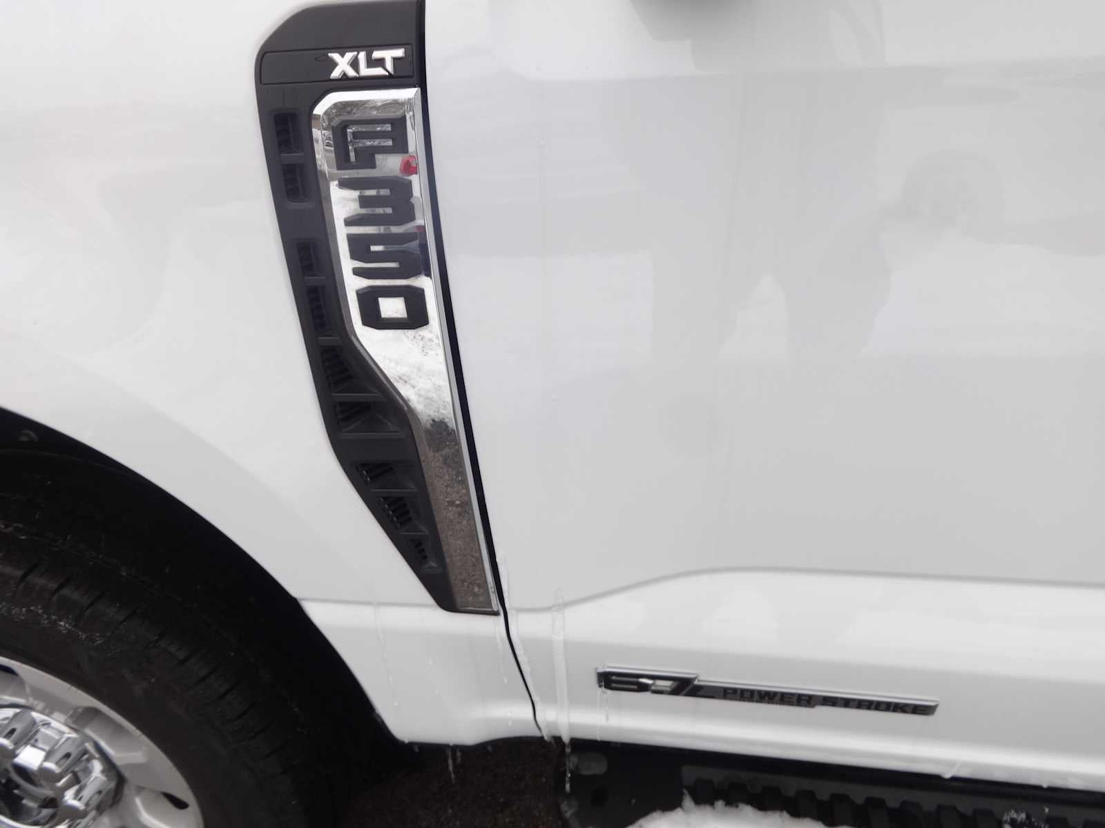 2024 Ford Super Duty F-350 SRW XLT