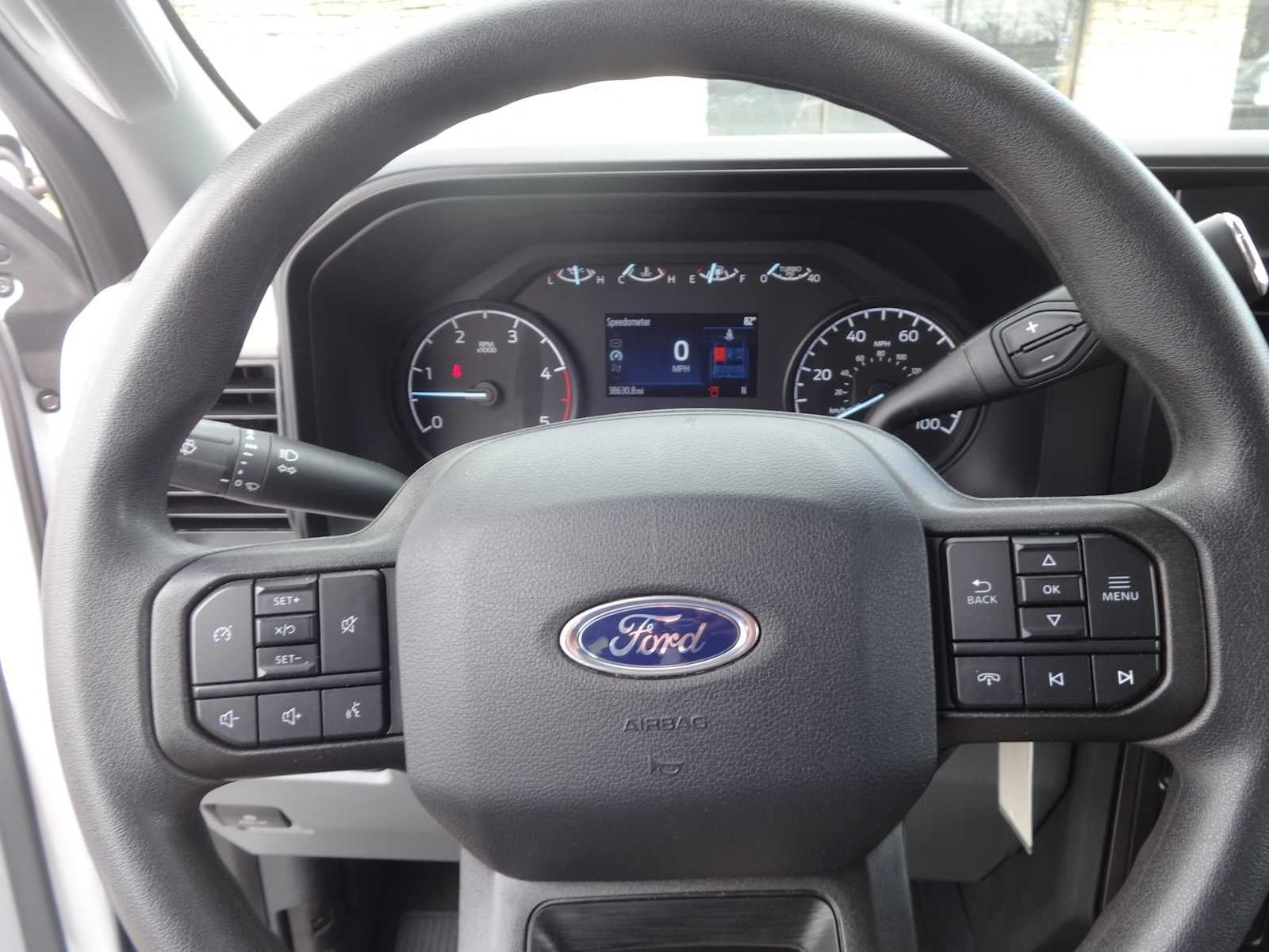 2025 Ford Super Duty F-350 SRW Pickup XLT