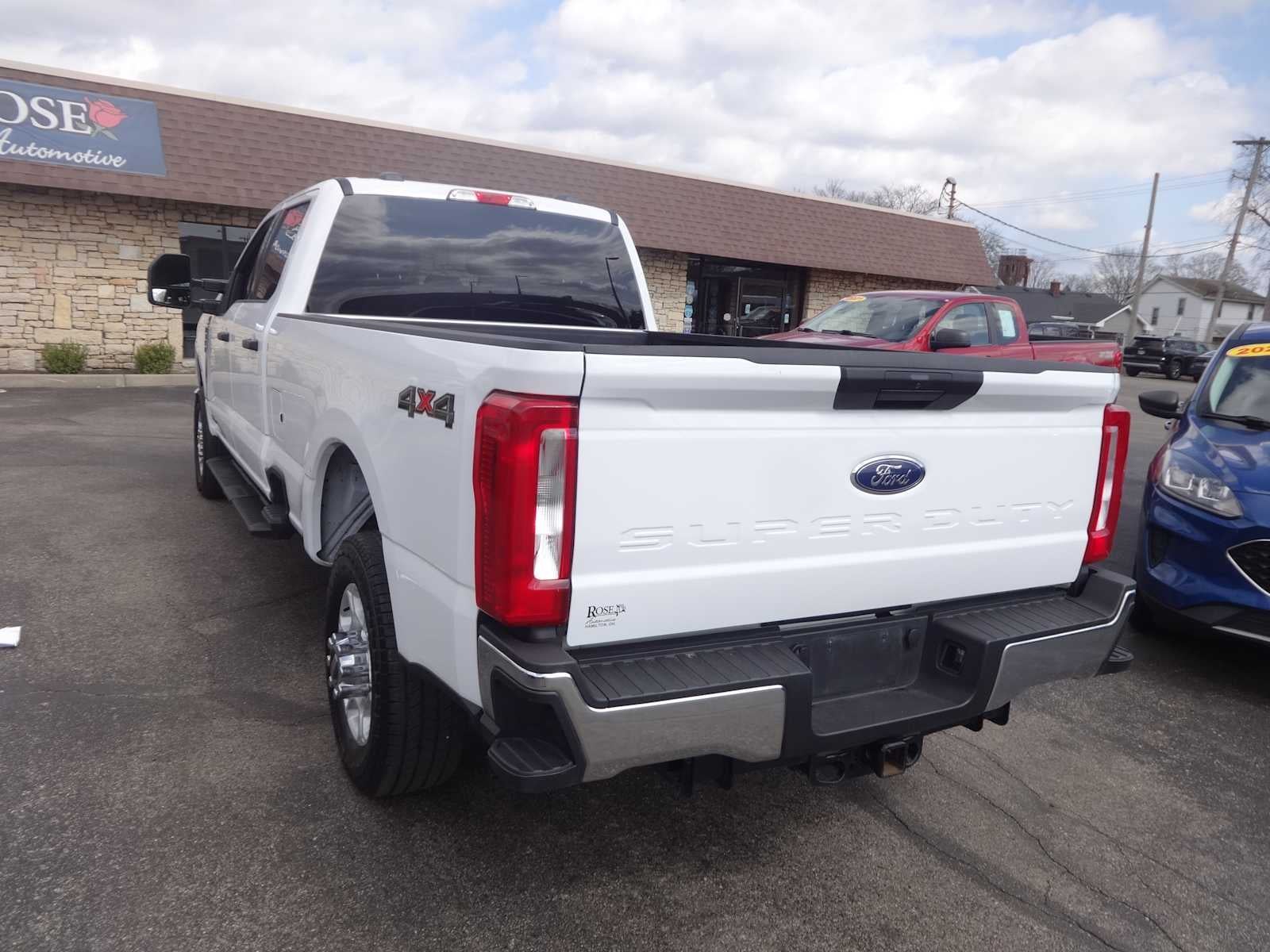 2025 Ford Super Duty F-350 SRW Pickup XLT