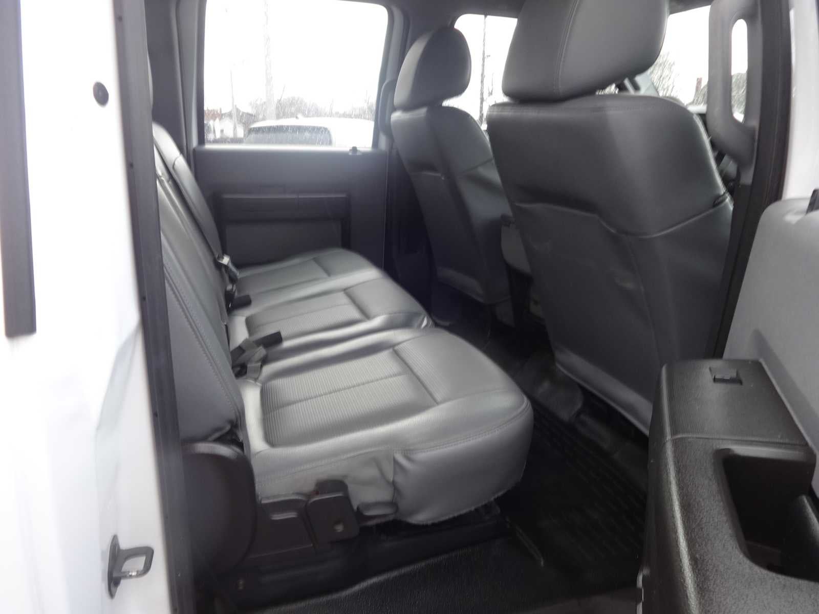 2015 Ford Super Duty F-350 SRW XL