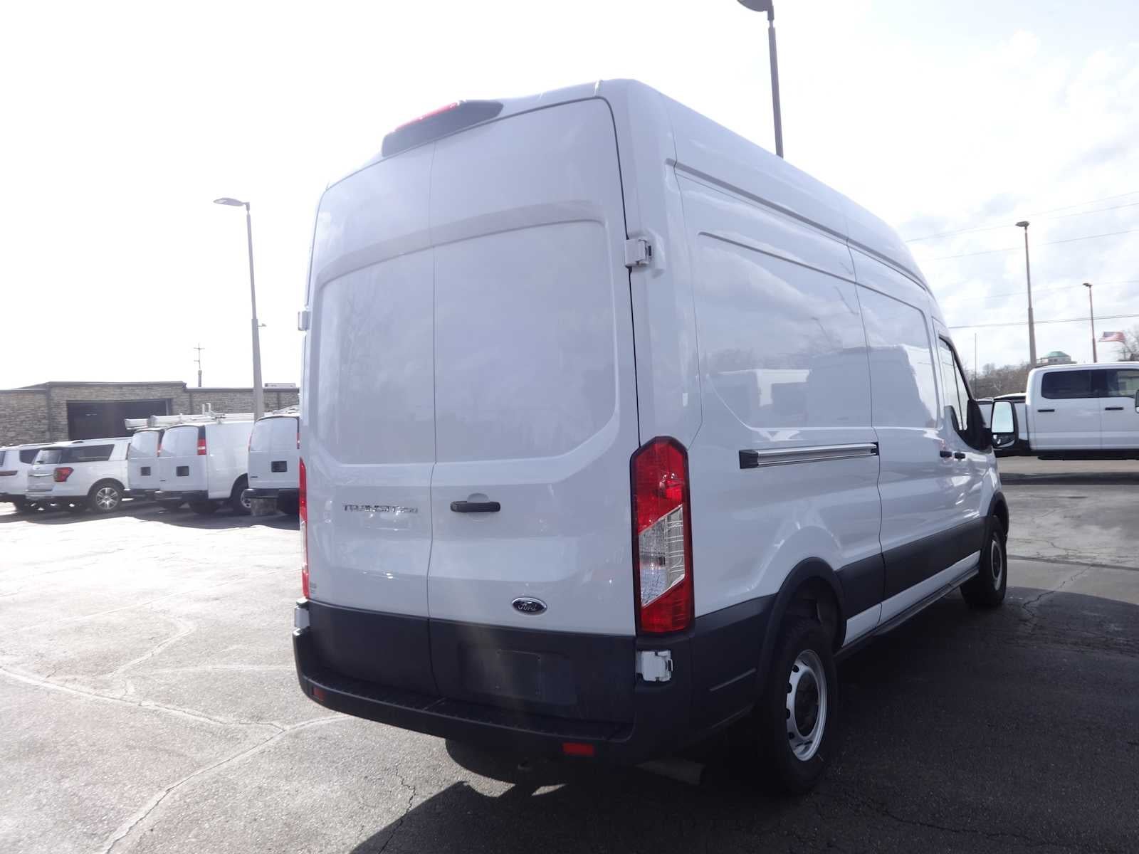 2023 Ford Transit Cargo Van T-250 148" Hi Rf 9070 GVWR RWD