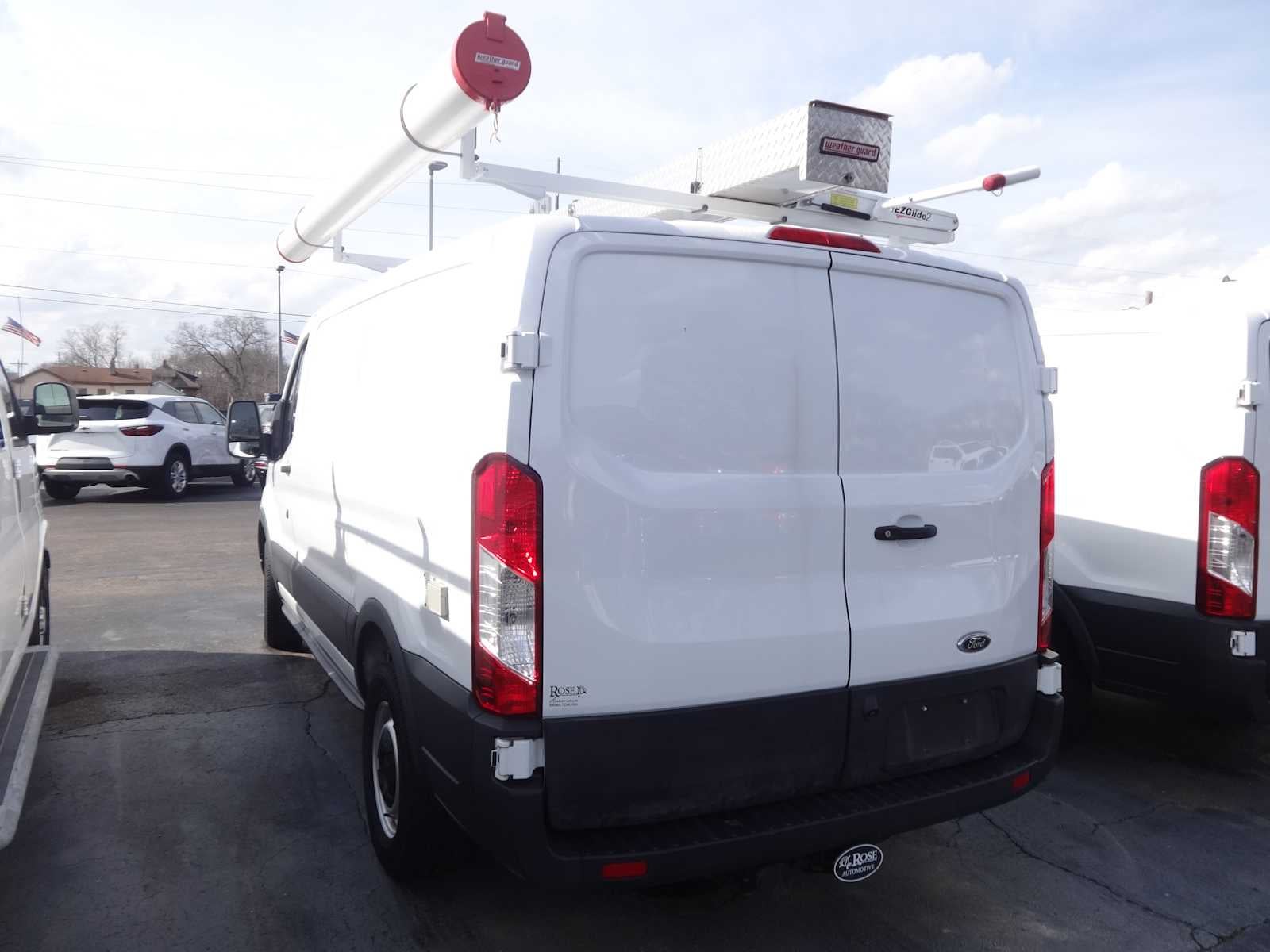 2021 Ford Transit Cargo Van T-250 130" Low Rf 9070 GVWR RWD