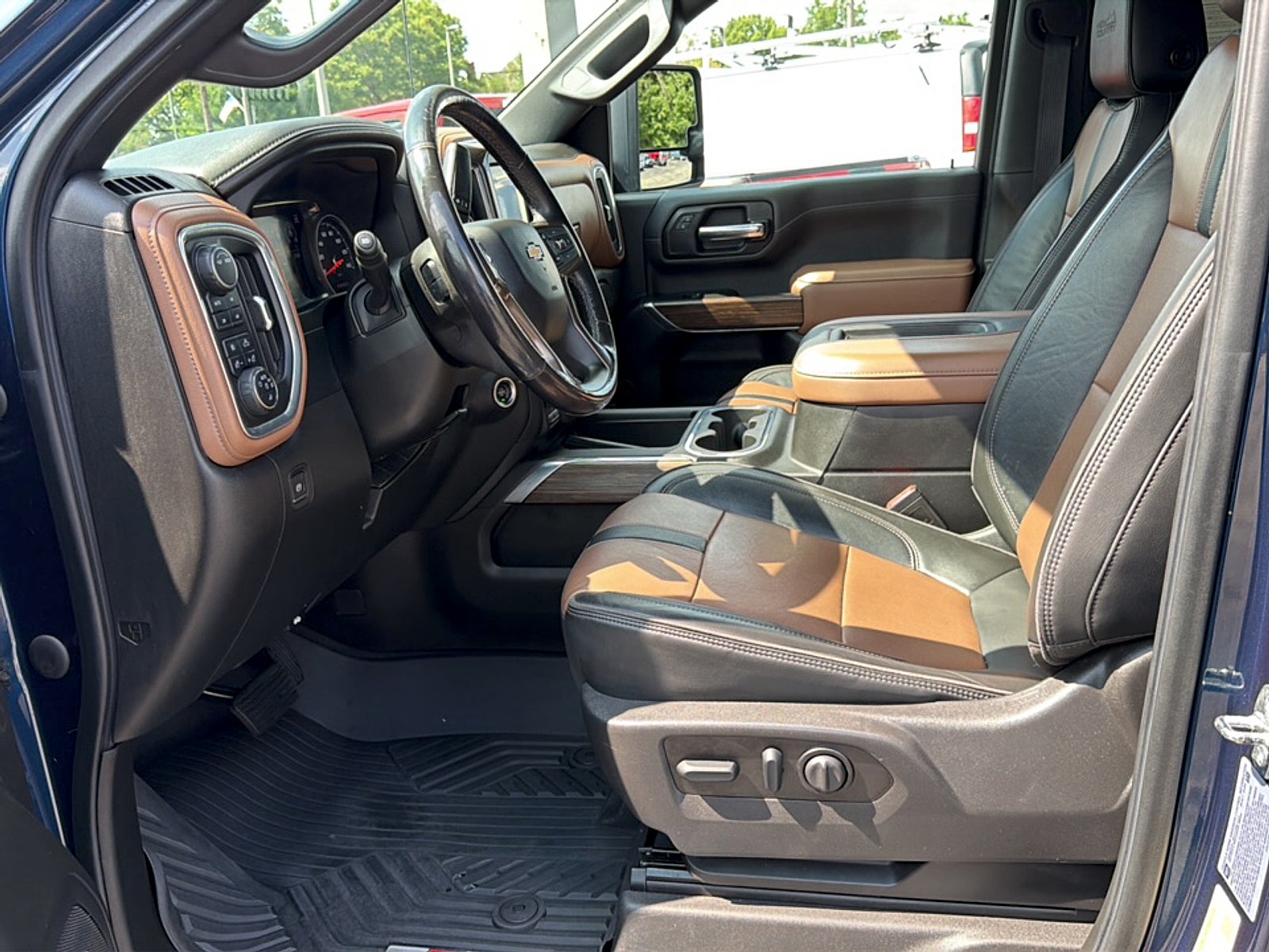 2022 Chevrolet Silverado 2500HD 4WD Crew Cab Standard Bed High Country