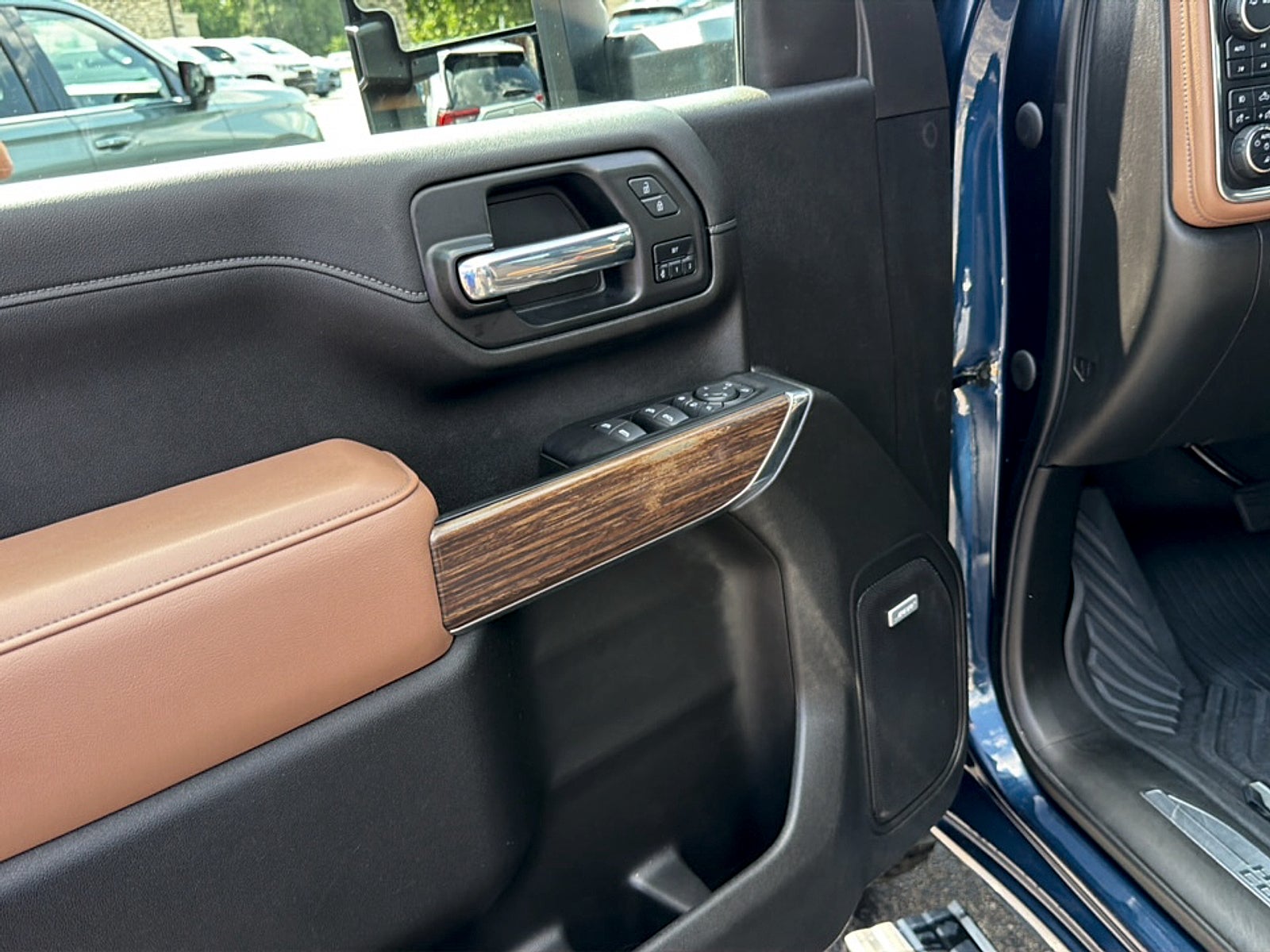 2022 Chevrolet Silverado 2500HD 4WD Crew Cab Standard Bed High Country