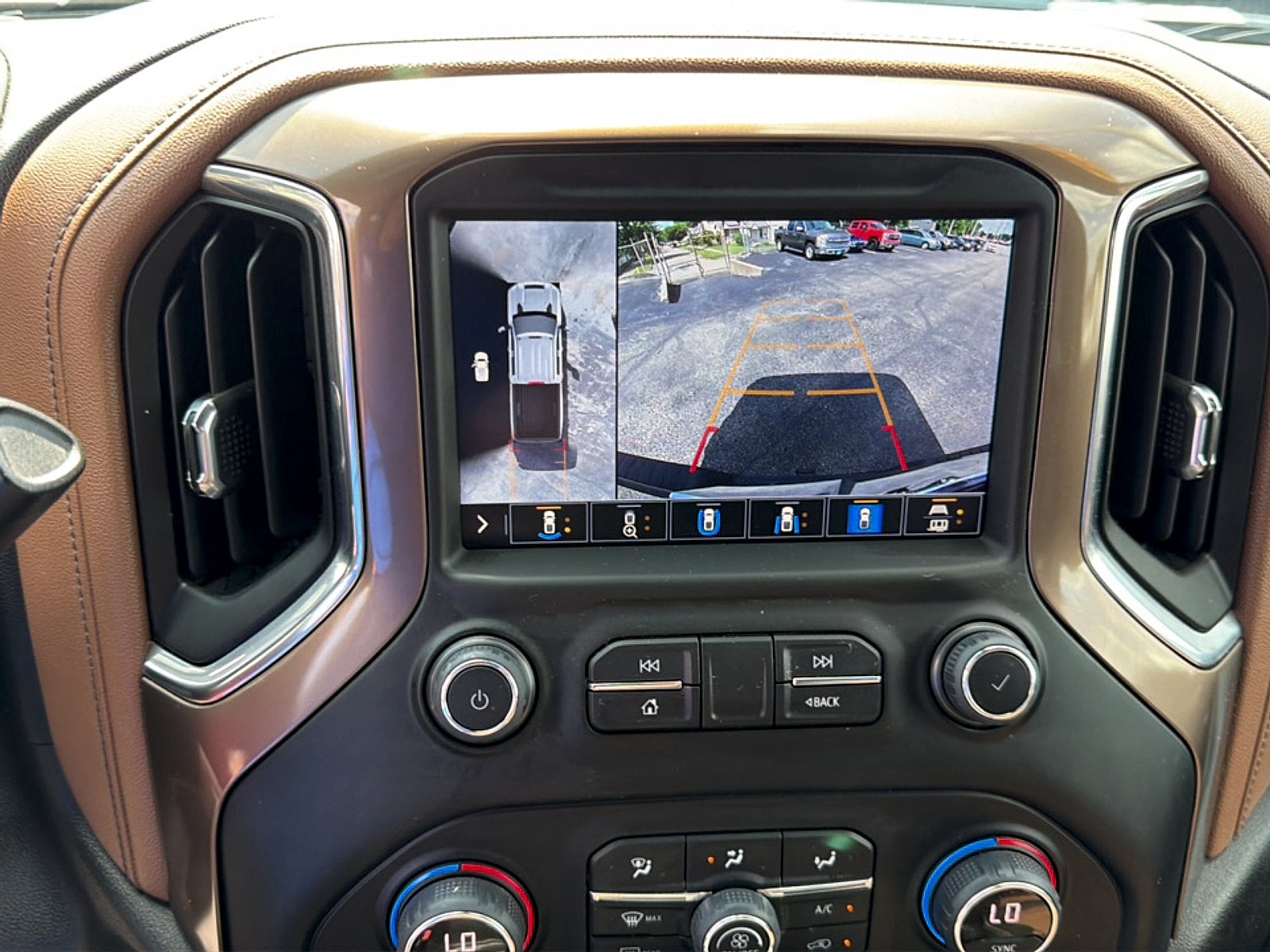 2022 Chevrolet Silverado 2500HD 4WD Crew Cab Standard Bed High Country