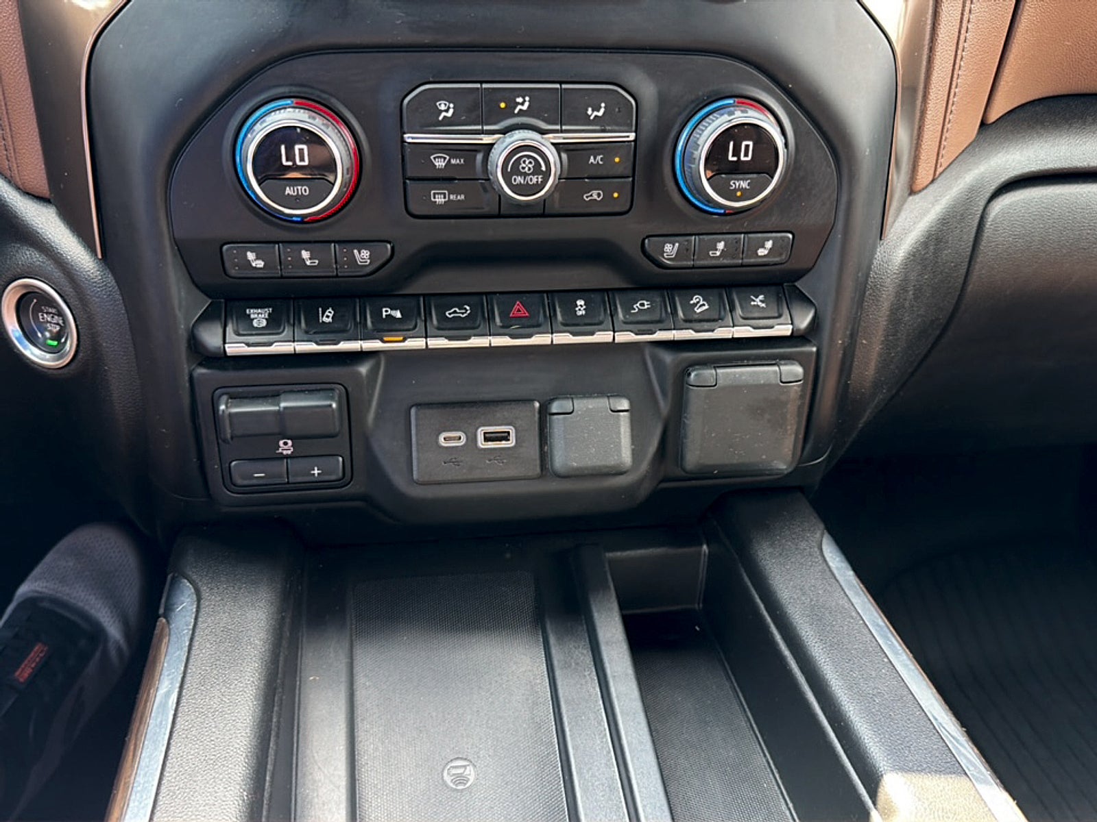 2022 Chevrolet Silverado 2500HD 4WD Crew Cab Standard Bed High Country