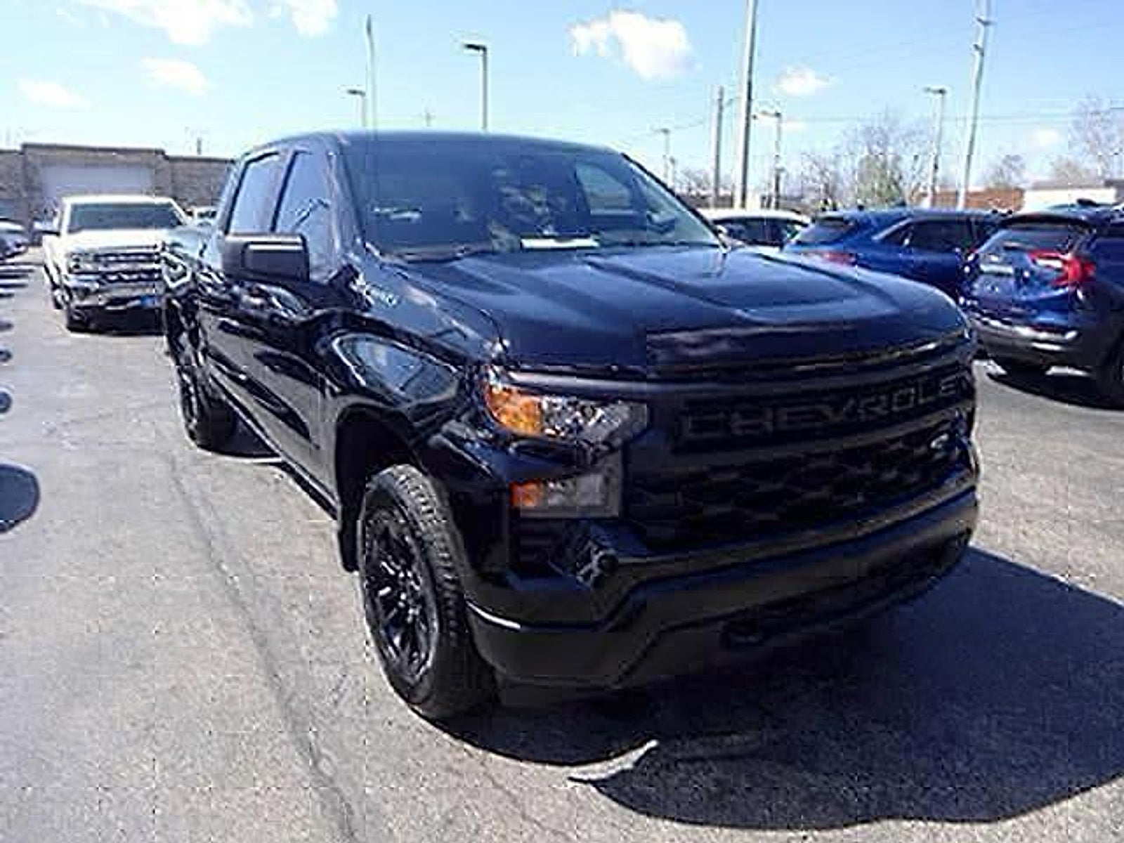 2022 Chevrolet Silverado 1500 4WD Crew Cab Short Bed WT