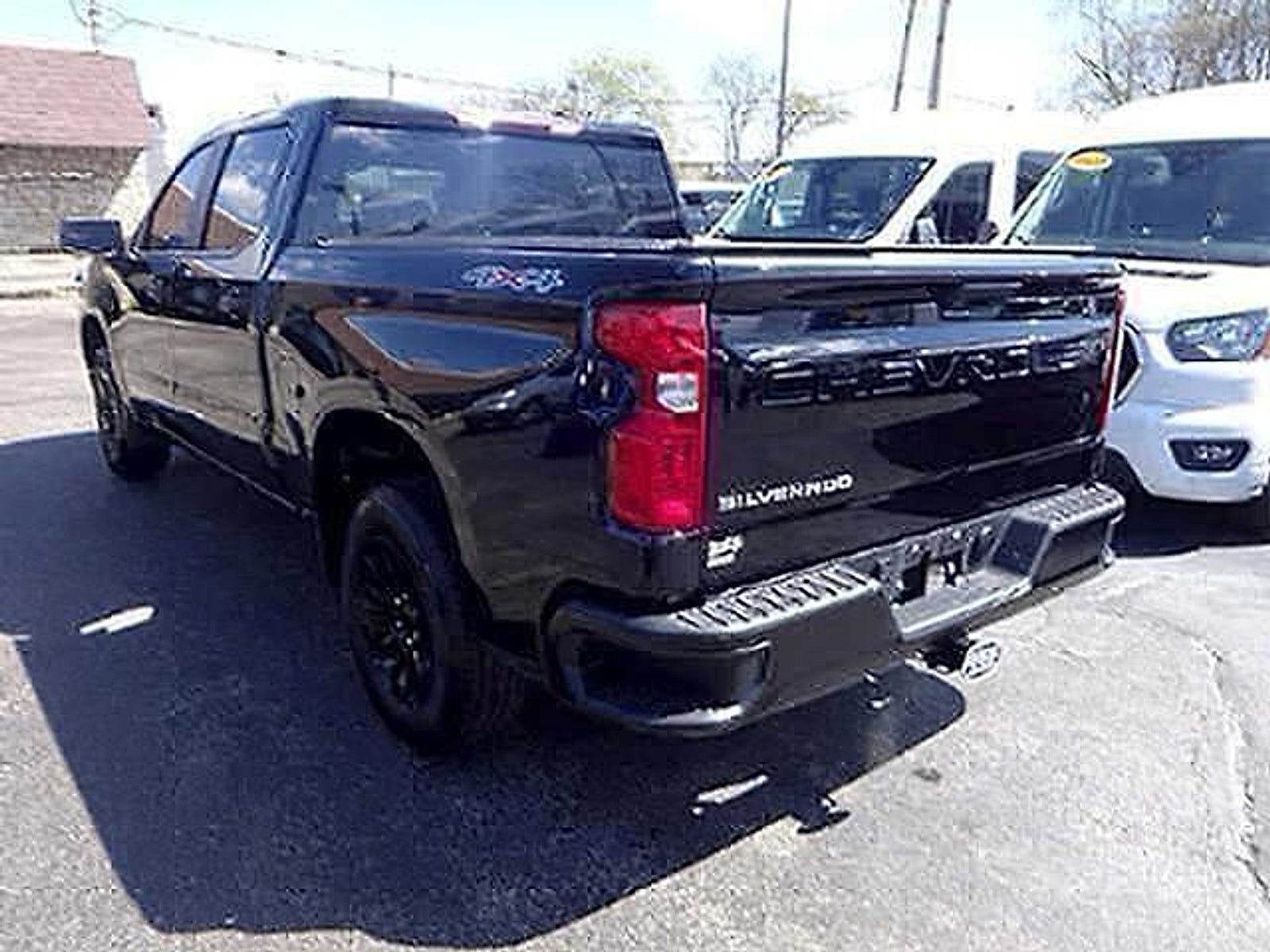 2022 Chevrolet Silverado 1500 4WD Crew Cab Short Bed WT